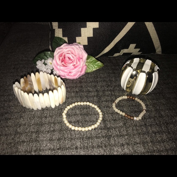 Bracelets - Picture 2 of 2